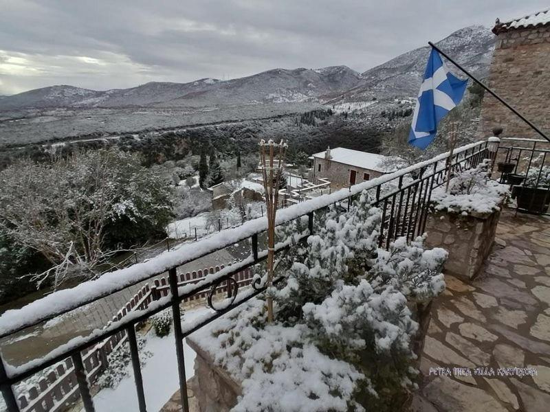 Petra Thea Villa Karítaina المظهر الخارجي الصورة